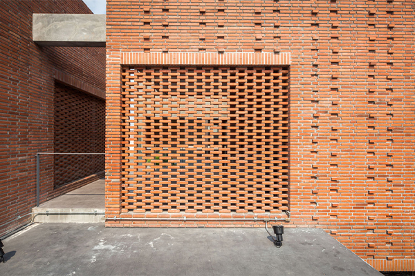 The role of bricks in urban space